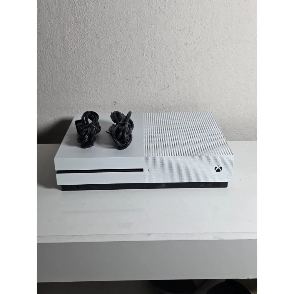 Microsoft Xbox One S (Model 1681) 500GB Gaming System Console W/ Wires Tested